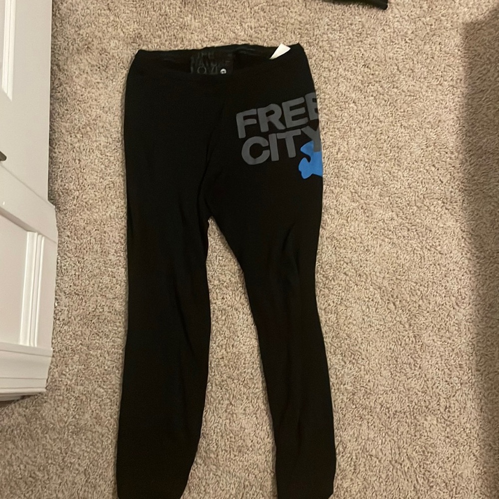Free city sweatpants